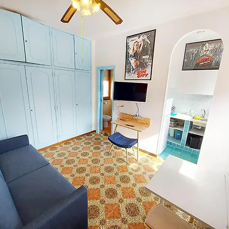 Un Letto A - Attico A Serapo Apartment